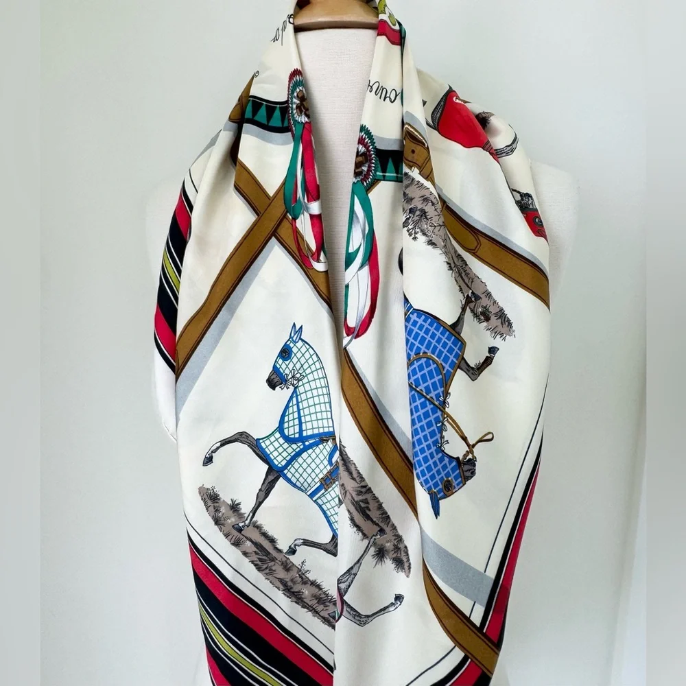 HERMES PARIS Silk Scarf ~ Couvertures et Tenues de Jour ~ - Picture 10 of 11